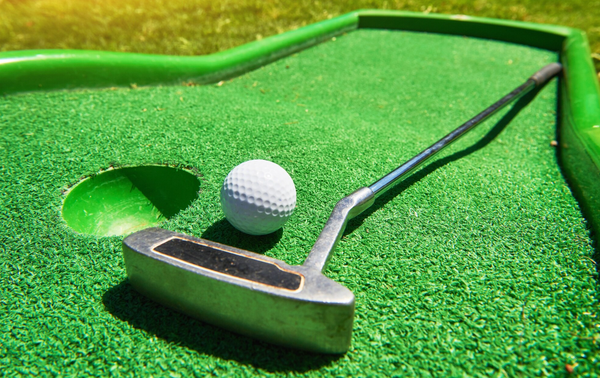 1 Hole Putt Putt (R5,000)